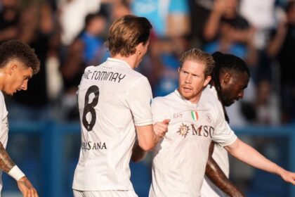 Sassuolo-Napoli 0-2: gol di McTominay e De Bruyne