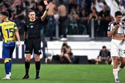 Juventus-Parma, c'era fuorigioco di Kelly prima del gol di David? Bufera su Cambiaso: "Ennesima ingenuità"