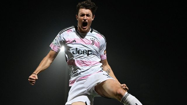 colpi di Monza e Bari, Salamon alla Carrarese, l'Avellino a caccia di attaccanti