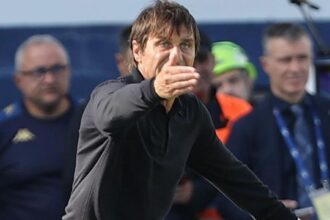 "L'ha voluto Conte" il mantra salva tutti, alle 15 un annuncio del club