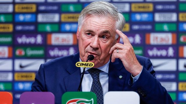 "Gli esclusi possono chiamarmi, hanno il numero"