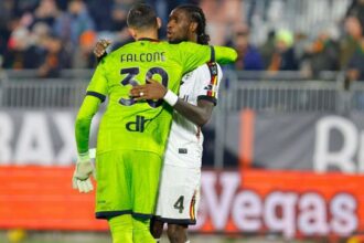 Genoa-Lecce senza gol per i miracoli di Falcone, dal ruolo con Verdone ai rigori parati ecco Superman Vladimiro