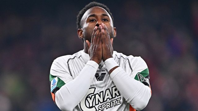 Juve Stabia-Venezia, gesto folle di Yeboah, ma Stankovic salva i lagunari. Mantova, un cambio decide il match contro il Pescara