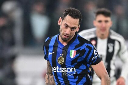 il Fenerbahce torna su Calhanoglu, Douglas Luiz l’alternativa