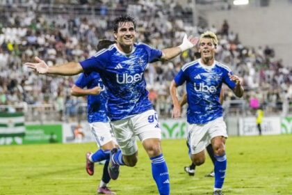 Fabregas ha già trovato un super bomber, ecco chi è Ivan Azon, la sorpresa dell'estate