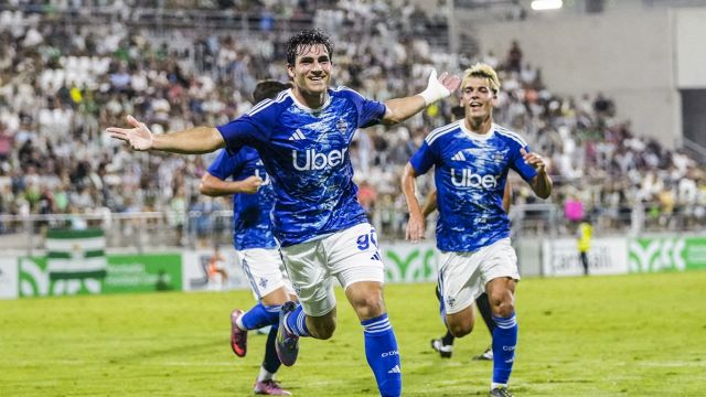 Fabregas ha già trovato un super bomber, ecco chi è Ivan Azon, la sorpresa dell'estate