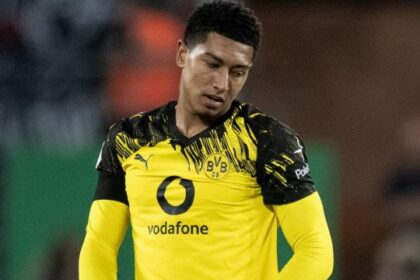 Dortmund, Bellingham sostituito al 45’, i genitori vanno negli spogliatoi a lamentarsi col ds e col tecnico