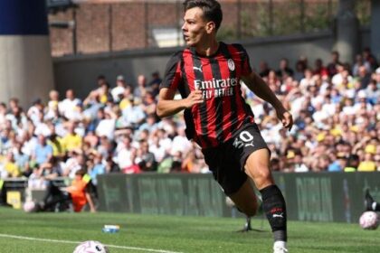 esordio boom, web in tilt, ma che ruolo è?