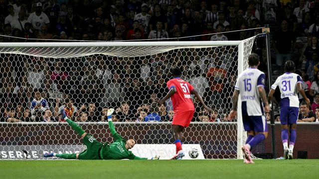 due rigori parati in due minuti