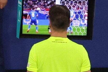 il Var a chiamata debutta in C, ma il portiere para