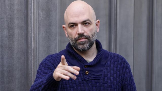 Saviano impazzisce per un giocatore del Napoli, senza di lui il calcio è scarabocchiato