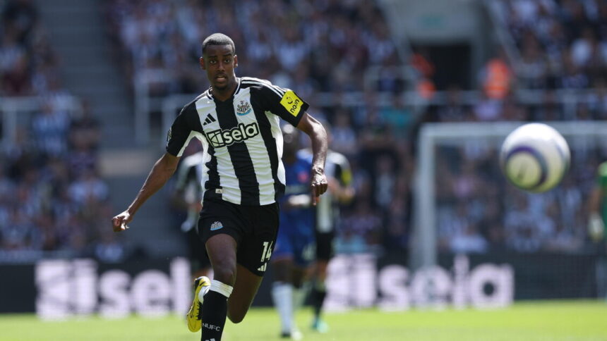 Calcio, media: Isak dal Newcastle al Liverpool per cifra record - Calcio