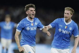 Napoli-Pisa 3-2: gol di Gilmour, Nzola, Spinazzola, Lucca e Lorran