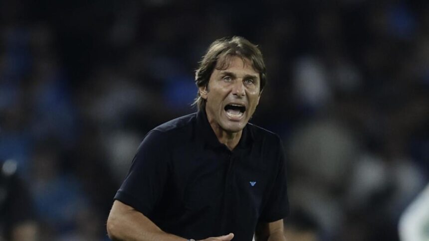 Conte dopo Napoli-Pisa 3-2: "Lo scudetto sul petto pesa"