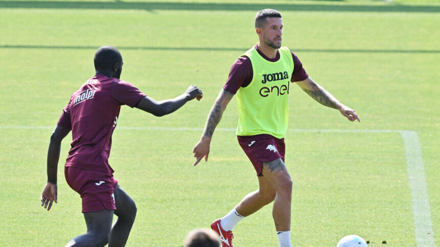 Calcio: Ismajli, 'Il Toro ha anticipato tutti per avermi' - Calcio