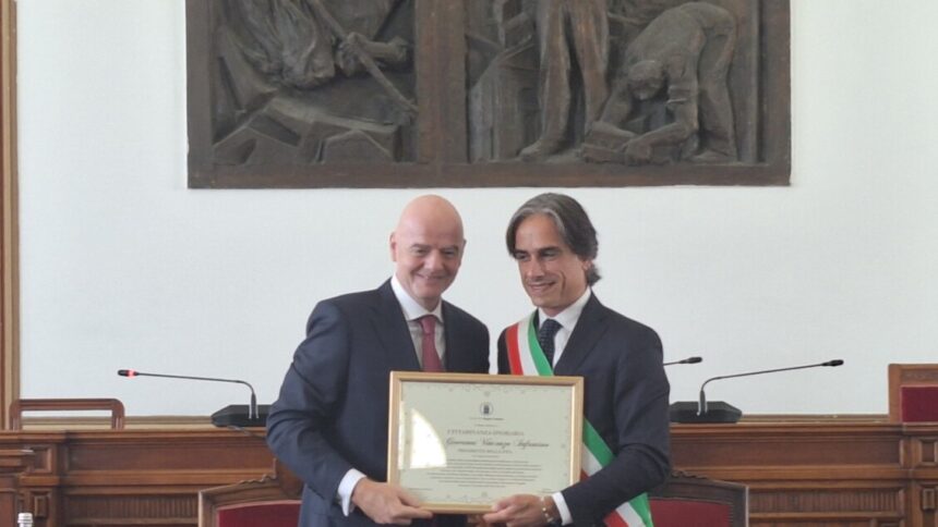 A Infantino la cittadinanza onoraria di Reggio Calabria - Calcio