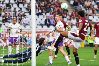 Calcio: Israel 'avevo altre offerte, ma volevo solo il Torino' - Calcio