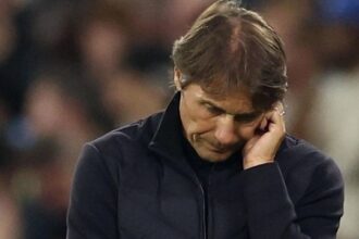 Napoli, lo sfogo di Conte sul mercato scatena la polemica: “Antonio cosa dici?”