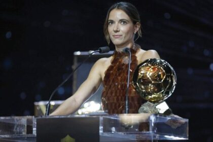 di nuovo la centrocampista del Barcellona, più forte della meningite