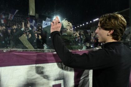 l'accoglienza è da brividi. Da Eriksen l'assist per una nuova chance in campo