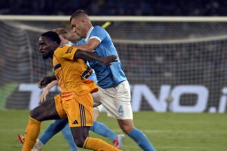 Napoli soffre con il Pisa ma si lancia in fuga - Calcio