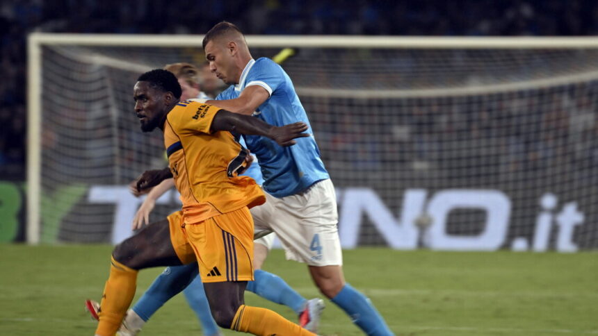 Napoli soffre con il Pisa ma si lancia in fuga - Calcio