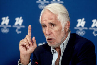 San Siro: Malagò, sarebbe stato un errore pazzesco non vendere - Calcio