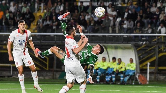 il Var aiuta i lupi prima e dopo il blackout, restano i dubbi