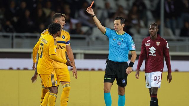 tre gol annullati e l’episodio choc del rosso a Cuadrado