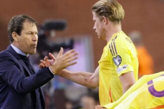 rivolta dei tifosi azzurri contro il c.t. del Belgio    