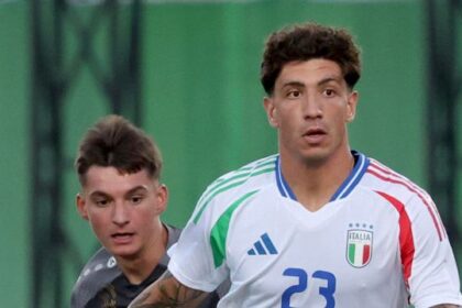 Conte può lanciarlo come Bastoni all’Inter