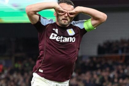 Aston Villa-Bologna, l’esultanza di McGinn commuove tutti, non c’entra Lookman ma Fonzie di Happy Days