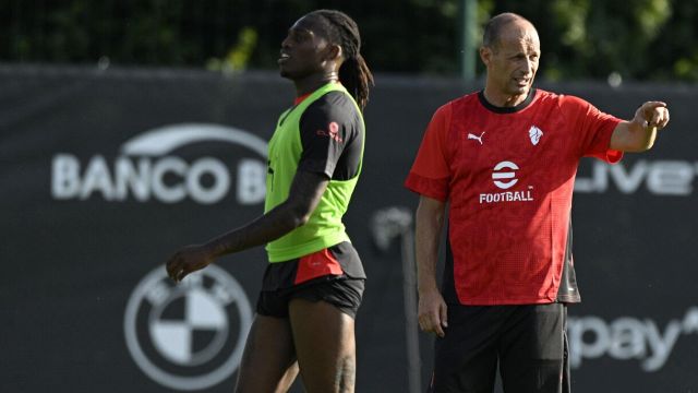 Leao è ancora ko, Estupinan a rischio, mercato sotto accusa. Chi giocherà col Bologna?