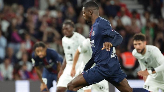 Tra Psg e Francia è guerra dopo l'infortunio a Dembelè. Lettera di fuoco e la replica di Deschamps