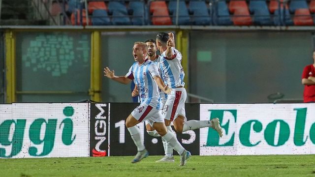 L’Inter Under 23 vince in 10 contro 11 ma che sofferenza, Salernitana pokerissimo