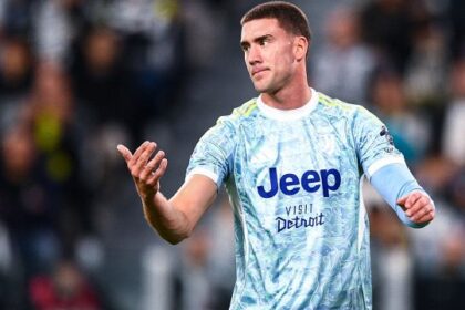 un gesto di Dusan fa discutere