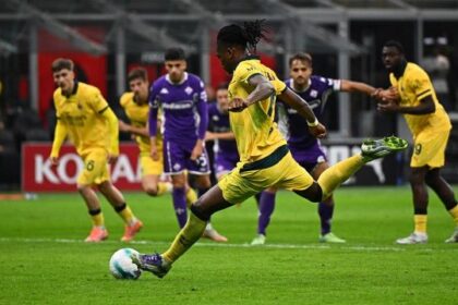 Gosens accende Leao. La doppietta del portoghese porta in cima Max Allegri