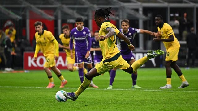 Gosens accende Leao. La doppietta del portoghese porta in cima Max Allegri