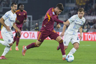 L'Inter raggiunge la vetta, Roma battuta 1-0 - Calcio