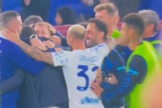 Chivu e l'abbraccio di Roma-Inter: la foto virale