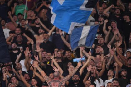 Eindhoven, 180 ultrà del Napoli arrestati per disordini