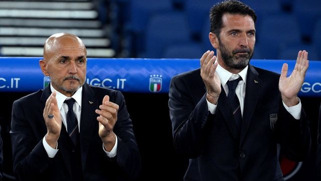 Spalletti alla Juventus, Comolli incontra l'ex Ct e Buffon si schiera: "È l'uomo giusto"