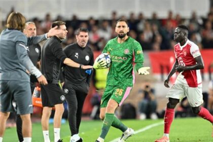 Var e rigore contro, Gigio scatena la rissa col Monaco