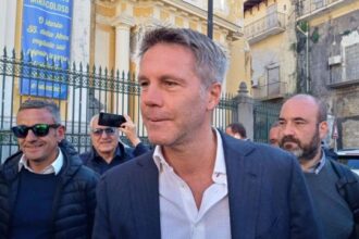 bufera sull'arbitro. Emanuele Filiberto perde partita e vetta, scoppia la polemica