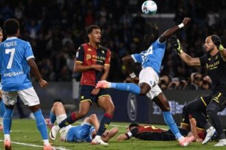 dubbi sul gol annullato e sulla rete di Hojlund, c'era rosso per Neres?