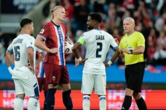 Norvegia-Israele, Haaland come Dovbyk, due rigori sbagliati di fila. È bufera sull'arbitro Marciniak