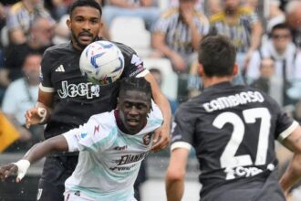 si rivedono anche Miretti e Milik, e si scatena l'ironia del web