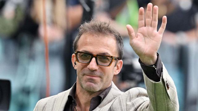 l’attacco a sorpresa di Del Piero, anche Henry scettico. Il rapporto difficile con Comolli