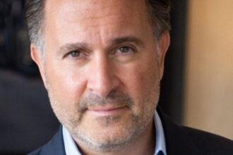 Milan, Cardinale si paragona a Berlusconi e preferisce la serie A alla Premier: rivolta rossonera sul web 