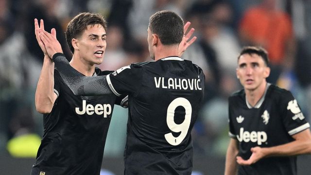 le formazioni ufficiali. Yildiz, David, Vlahovic, le scelte di Sarri e Tudor